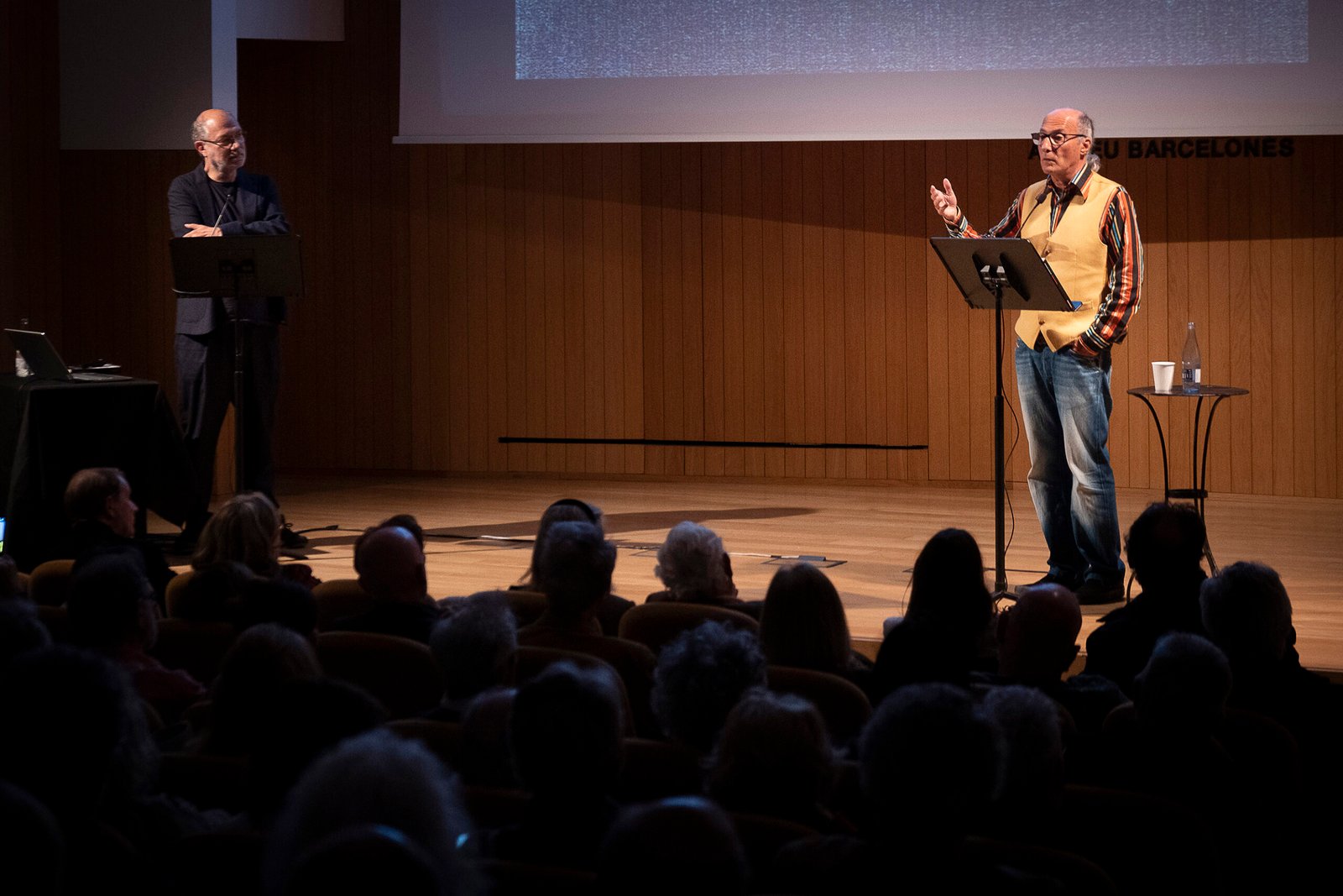 Vicenç Altaió presenta "El radar americà" a l'Ateneu Barcelonès